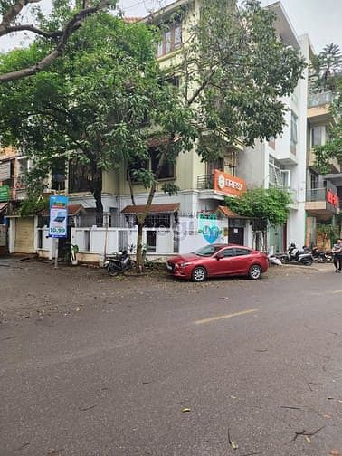 Nhà 2 mặt phố Bạch Thái Bưởi cho thuê làm văn phòng
