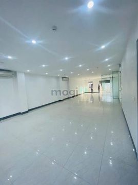Cho thuê sàn văn phòng phố Nghĩa Đô 130m2 thông sàn giá 18tr/th