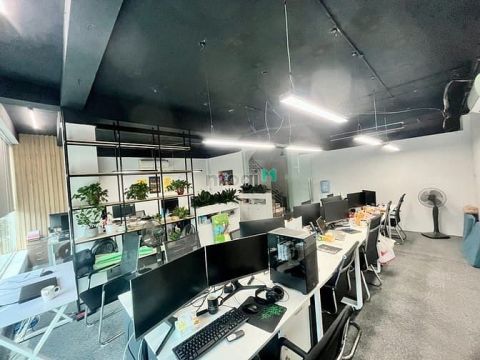 Cho thuê văn phòng giá rẻ tại Văn Quán ,diện tích 100m2 , có bàn ghế