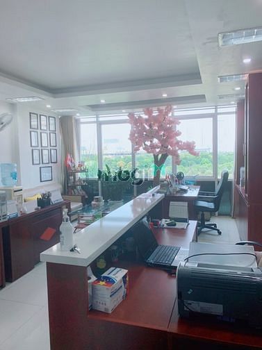 Cho thuê sàn văn phòng Đại Lộ Thăng Long- đối diện trung tâm hội nghị