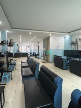 Cho thuê sàn văn phòng 130 m2. thông sàn , tiện làm showroom, dịch vụ.