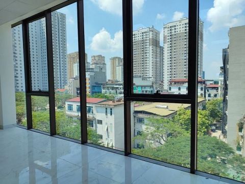 Cho thuê sàn văn phòng mới xây đẹp 123 m2/tầng , thiết kế hiện đại