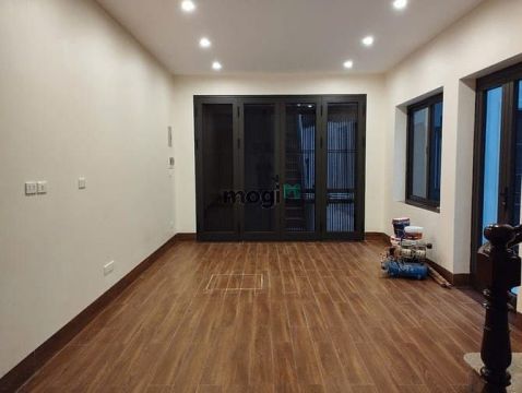 Cho thuê sàn văn phòng tại Đội Cấn, Hà Nội