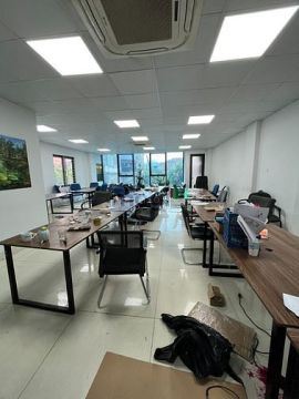 Cho thuê sàn văn phòng 120 m2/tầng, sàn thông tại Nguyễn Trãi giá rẻ