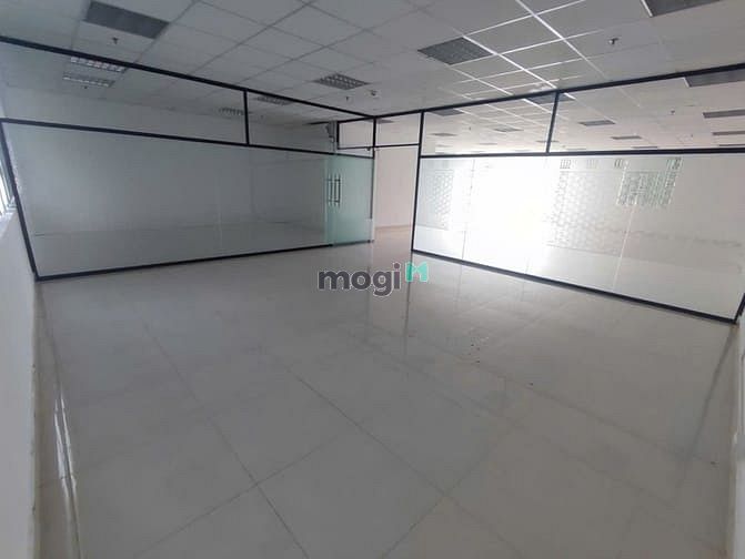 Cho thuê nguyên sàn văn phòng 330m² tầng 11 Tòa C1 Thành Công