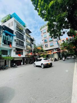 Cho thuê căn hộ phố cổ hàng than- ba đình-10m ô tô