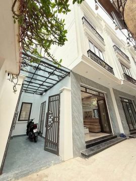 Đăng mãi ko bán được nên mình đăng lại cần bán nhà Hà Nội gần bệnh viện quân Y. diện tích 35m sẵn...