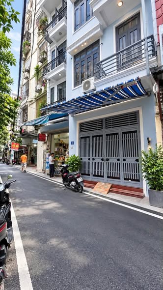 Thật sự cũng khá tiếc căn này, nhưng hiện tại gia đình Anh của mình đang cần tiền gấp để xử lý mộ...