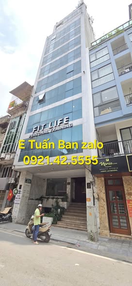 ( HOT HIẾM )  BÁN TÒA KHÁCH SẠN MP BÙI THỊ XUÂN - HAI BÀ TRƯNG - DÒNG TIỀN KHỦNG 8TỶ / NĂM.