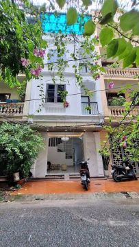 SIÊU PHẨM HAI BÀ TRƯNG