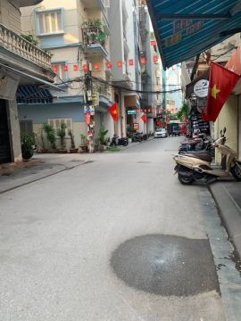 11.5TỶ - NGÕ 93 HOÀNG VĂN THÁI - 40M2*4T - ÔTO TRÁNH - LÔ GÓC - Ở KẾT HỢP KINH DOANH.