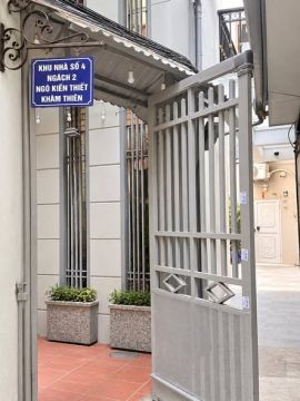 Chính chủ cần bán căn nhà tại số 4, ngách 2, ngõ Kiến Thiết, Khâm Thiên, Hà Nội. Nhà xây dựng 5 t...