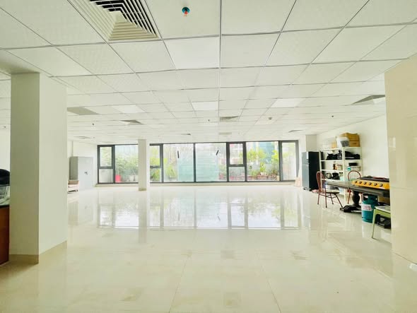 Cho thuê văn phòng có sẵn nội thất tại Phạm Ngọc Thạch- Đống Đa - Hà Nội