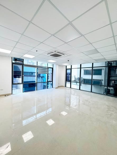 CHO THUÊ VĂN PHÒNG NGUYỄN VĂN HUYÊN- CẦU GIẤY GIÁ 5,5TR-28M2
