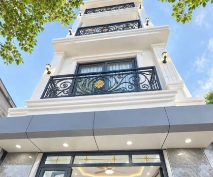 CỰC HÍT BÁN NHÀ LONG BIÊN