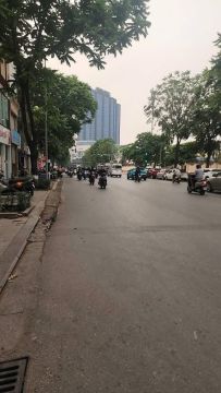 Bán nhà 3 tầng cũ ngõ to, oto tránh Trung tâm quận Thanh Xuân