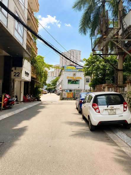 9.85 TỶ - NGÕ 165 CẦU GIẤY - 45M2*4TẦNG - NGÕ QUA NHÀ THÔNG - DÂN XÂY - GẦN Ô TÔ ĐỖ
