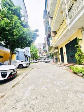 PHÂN LÔ VIP CẦU GIẤY - HOÀNG QUỐC VIỆT