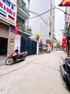 PHÂN LÔ QUÂN ĐỘI - Ô TÔ TRÁNH - KINH DOANH ĐỈNH - 5' RA HỒ TÂY - 10' RA LĂNG BÁC