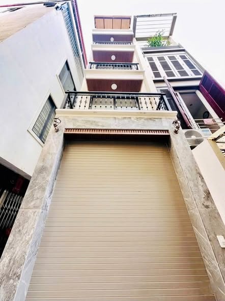 NGỘP BANK GIẢM 2 TỶ - TÂY HỒ - LÔ GÓC - 62M2 - 10M RA OTO - THANG MÁY KỊCH TRẦN - SỔ ĐẸP