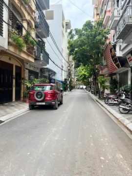 -CẦU GIẤY MẶT NGÕ 2 Ô TÔ TRÁNH THÔNG - NHÀ DÂN XÂY KHU PHÂN LÔ Ô TÔ VÀO NHÀ - VỪA Ở VỪA CHO THUÊ ...