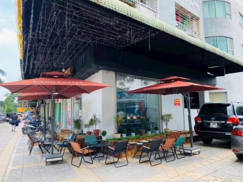 SANG NHƯỢNG CỬA HÀNG ĐỒ ĂN – XA LA, HÀ ĐÔNG