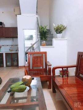 8tr/tháng 30m x 3 tầng