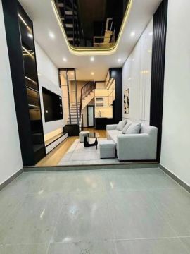 Cho thuê nhà 35m2*5 tầng ngõ 429 Kim Mã, Ba Đình