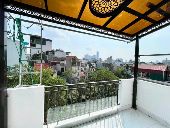 Lỗ Hổng Kinh Tế 2026 ! Ngọc Hà, sổ 60m², 12 phòng, thang máy, giá hơn 12 tỷ...