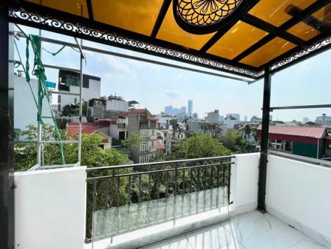 Lỗ Hổng Kinh Tế 2026 ! Ngọc Hà, sổ 60m², 12 phòng, thang máy, giá hơn 12 tỷ...