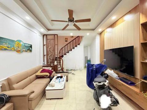 LẠC LONG QUÂN – NHÀ MỚI ĐẸP – 6 TẦNG – MT 4M – TẶNG FULL NỘI THẤT