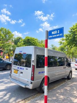8.9 TỶ - NGÕ 2 HOÀNG QUỐC VIỆT - 52M2*3TẦNG - 20M RA Ô TÔ - NGÕ THÔNG - GẦN PHỐ - BÁN ĐẤT TẶNG NH...