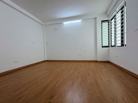 Cho thuê nhà  định công hạ -12tr/tháng