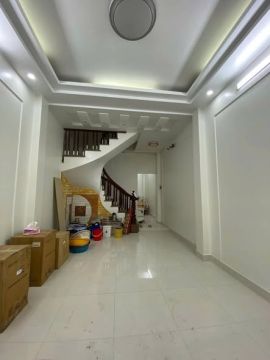 Cho thuê nhà nguyên căn