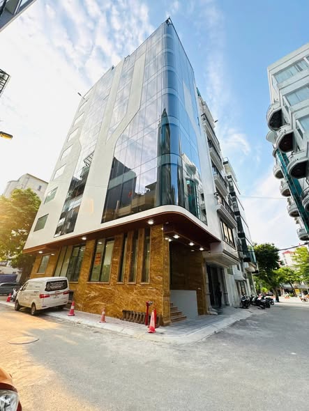 Cho thuê mặt bằng kinh doanh, sàn văn phòng tại Hoàng Quốc Việt, Cầu Giấy.