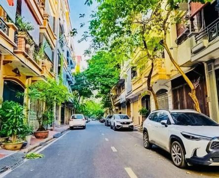 Phân Lô Nghĩa Đô - 2 Mặt Tiền Ô Tô Tránh - S= 120m2 Rộng 9M - Ko QH
