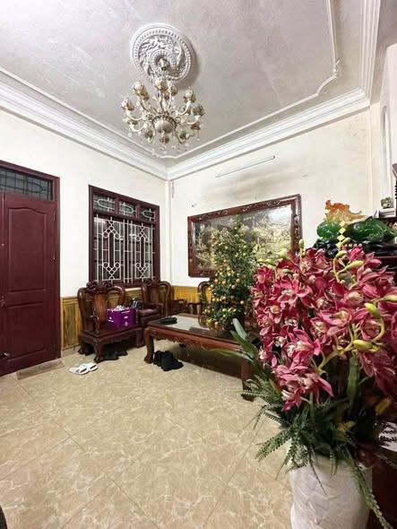 NHÀ YÊN LÃNG – ĐỐNG ĐA | DÂN XÂY CHẮC CHẮN | MẶT TIỀN RỘNG | Ở NGAY