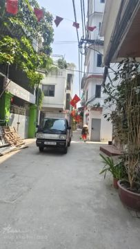 Xuân Đỉnh thông sang Ngoại Giao Đoàn - oto vào nhà - không quy hoạch