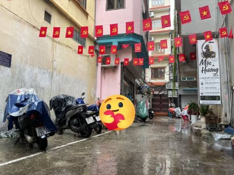 Em cần mua nhà dân xây, tối thiểu 3 tầng 1 tum
