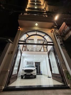 PHÂN LÔ Ô TÔ ĐỖ TRONG NHÀ – GẦN VƯƠNG THỪA VŨ