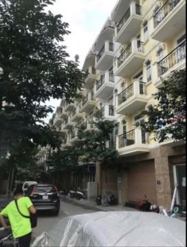 Cho Thuê Nhà Liền Kề 5 Tầng Mới