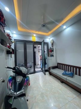 NGÃ TƯ SỞ & Hai mặt thoáng, Không quy hoạch chính chủ đang ở ,37m 5 tầng hơn 8 tỷ