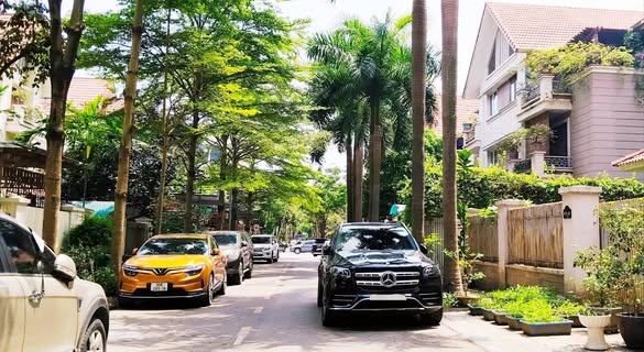 BIỆT THỰ TO - GIÁ SIÊU NHỎ.