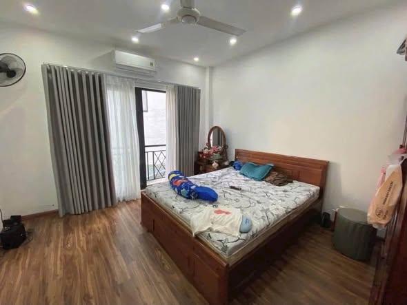 BÁN GẤP NHÀ PHỐ VĂN CAO - PHƯỜNG LIỄU GIAI - BA ĐÌNH.