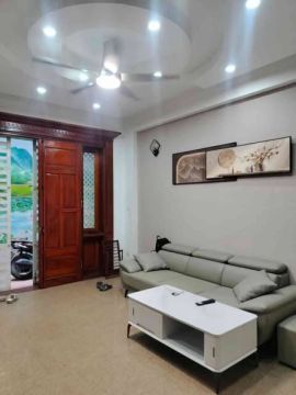 Bán nhà đẹp mặt ngõ gần phố Nguyễn khánh toàn. Vị trí đắc địa