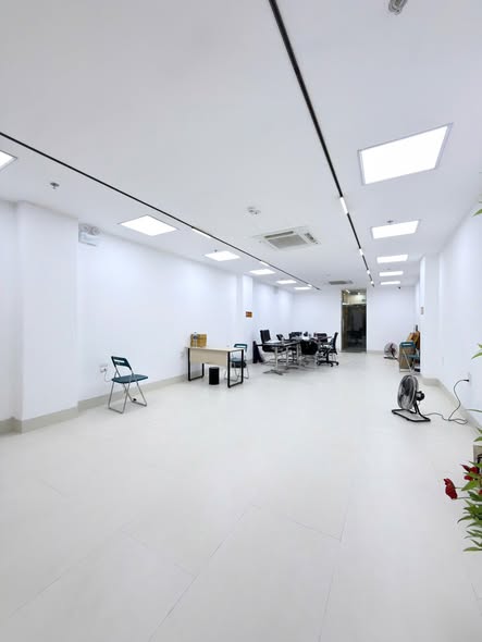 SÀN VĂN PHÒNG CHUYÊN NGHIỆP 110M2 PHỐ NGUYỄN NGỌC NẠI - HOÀNG VĂN THÁI - THANH XUÂN