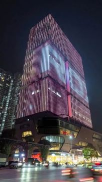 CHO THUÊ VĂN PHÒNG HẠNG A – ROX TOWER GOLDMARK CITY