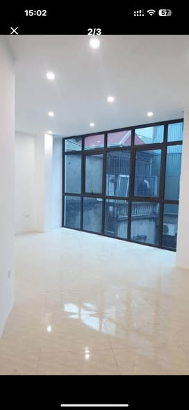 Mình cho thuê ,còn Sàn Tầng 2 trong Tòa nhà 7 tầng