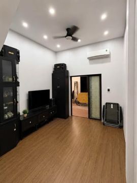 3TỶ HƠN. 26M CHỢ MƠ MINH KHAI 3 GÁC ĐỖ CỬA GẦN PHỐ