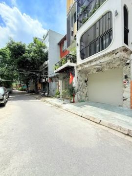 Bán nhà trung tâm quận Cầu Giấy.